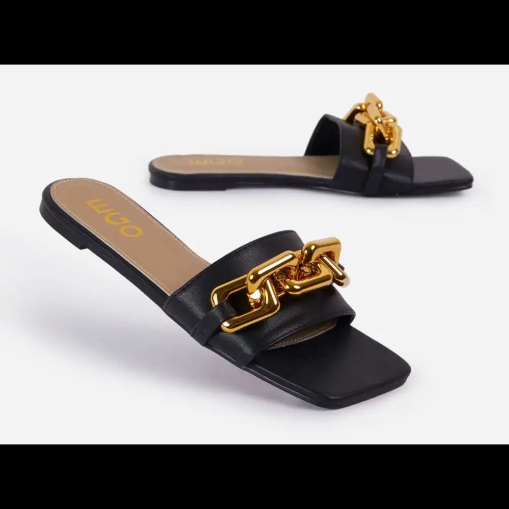 NWT CHAINY CHAIN DETAIL SQUARE TOE FLAT SLIDER SANDAL IN BLACK FAUX LEATHER
